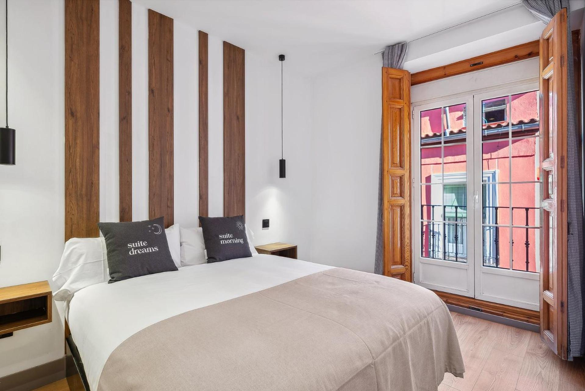 Limehome Madrid Calle De Santa Ana - Estancia Temporal Exteriör bild